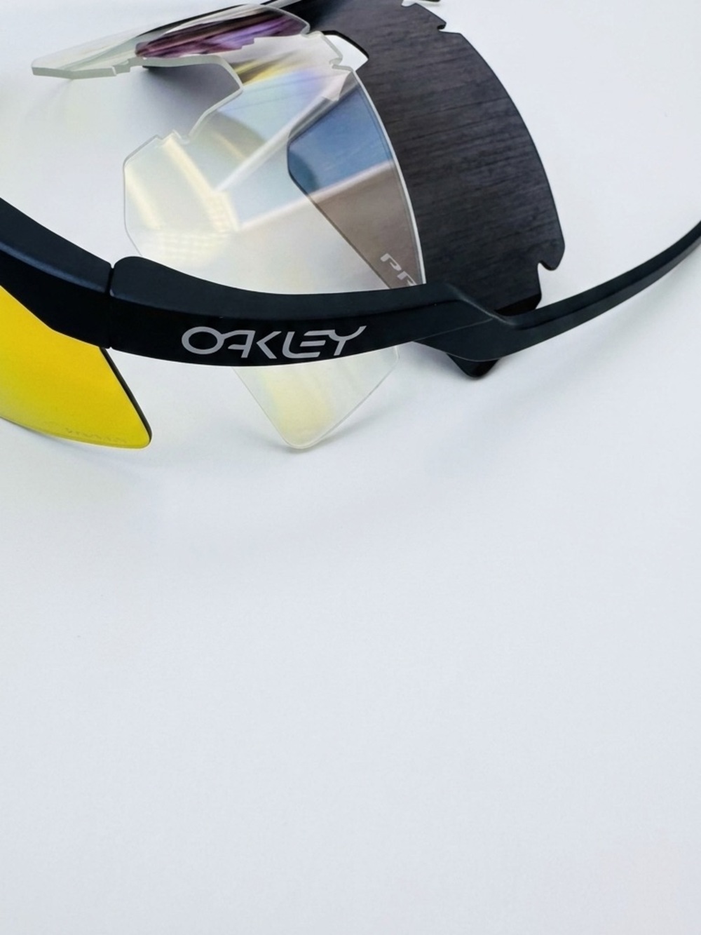 Oakley Hydra Black Frame , Prizm Red lenses OO9229-0137 - Picture 3 of 6